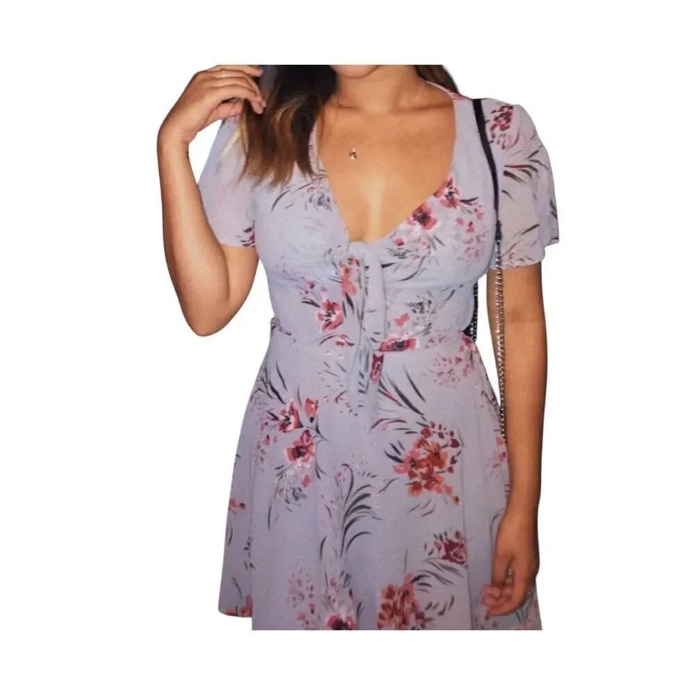 NWT Charlotte Russe Purple Floral Tie Front Fit And Flare Dress Size Large